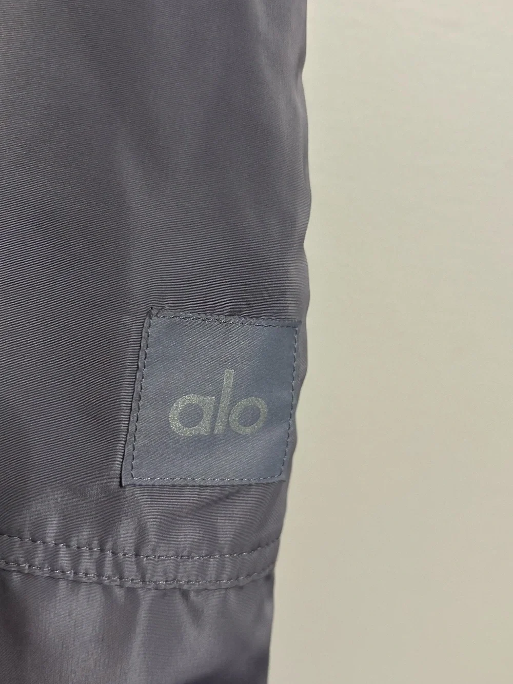⭐️ALO Yoga High-Waist Ski-Moto Puffer Pant size M⭐️